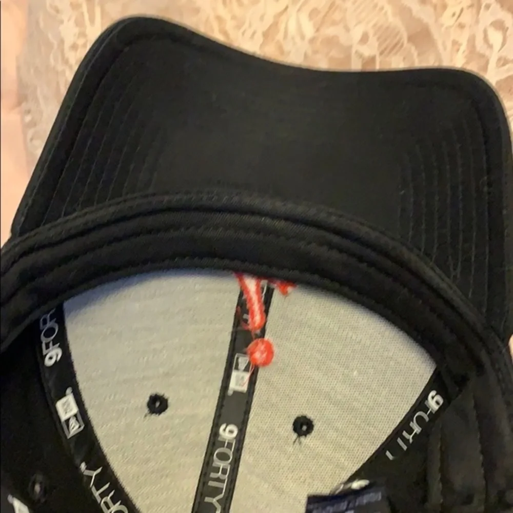 Dotted on the I Cap like new